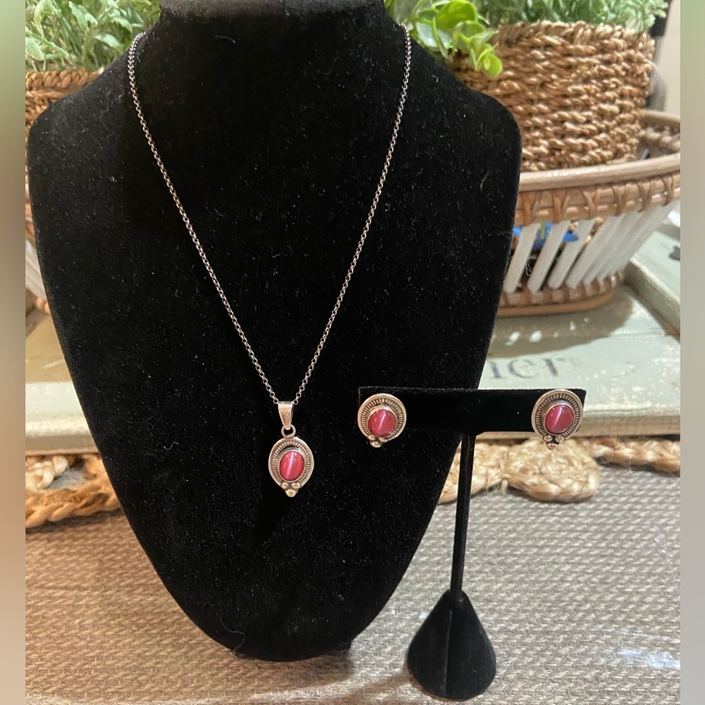 Taxco Sterling Silver Pink Topaz Stone Pendant Necklace and Stud Earring Set